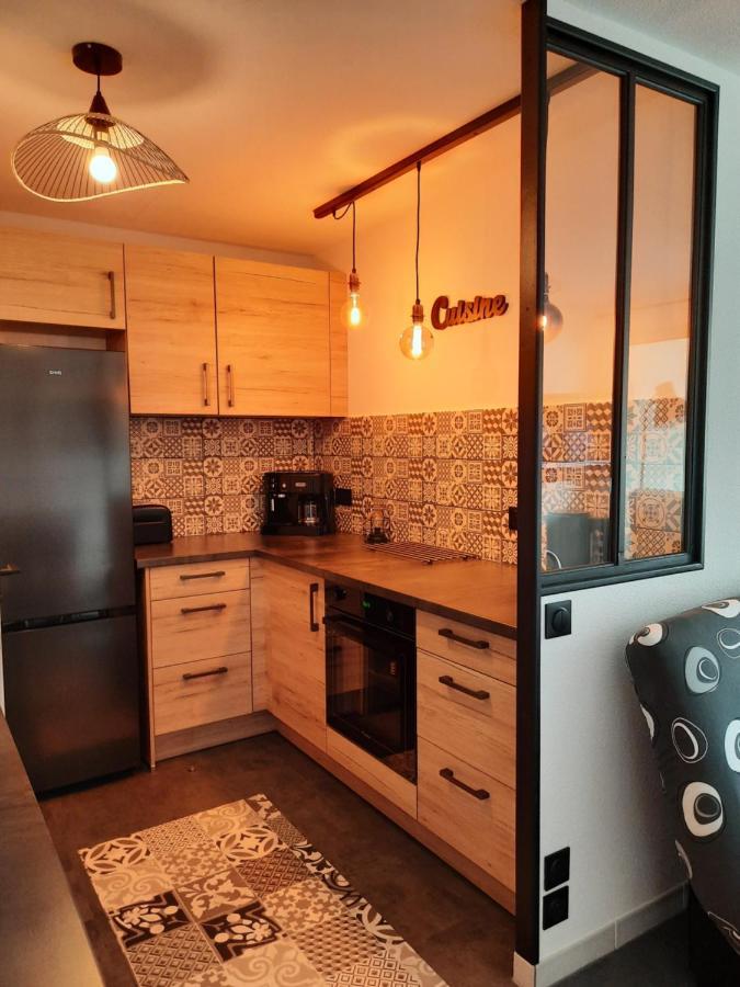 Charmant T2 Vue Marina Plages A Pied Sete Ngoại thất bức ảnh